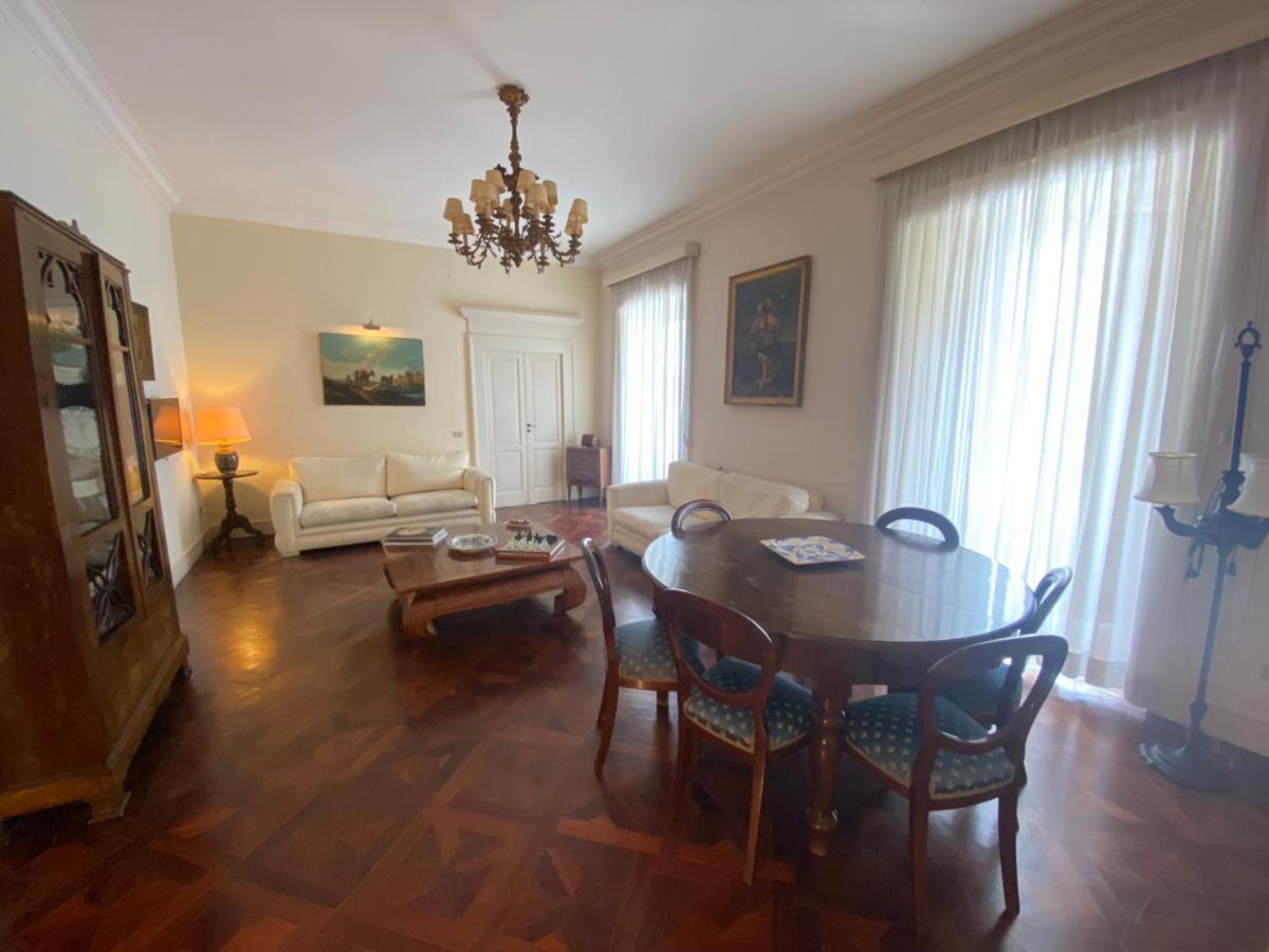 Royal Apartment In San Domenico Maggiore Nápoles Exterior foto